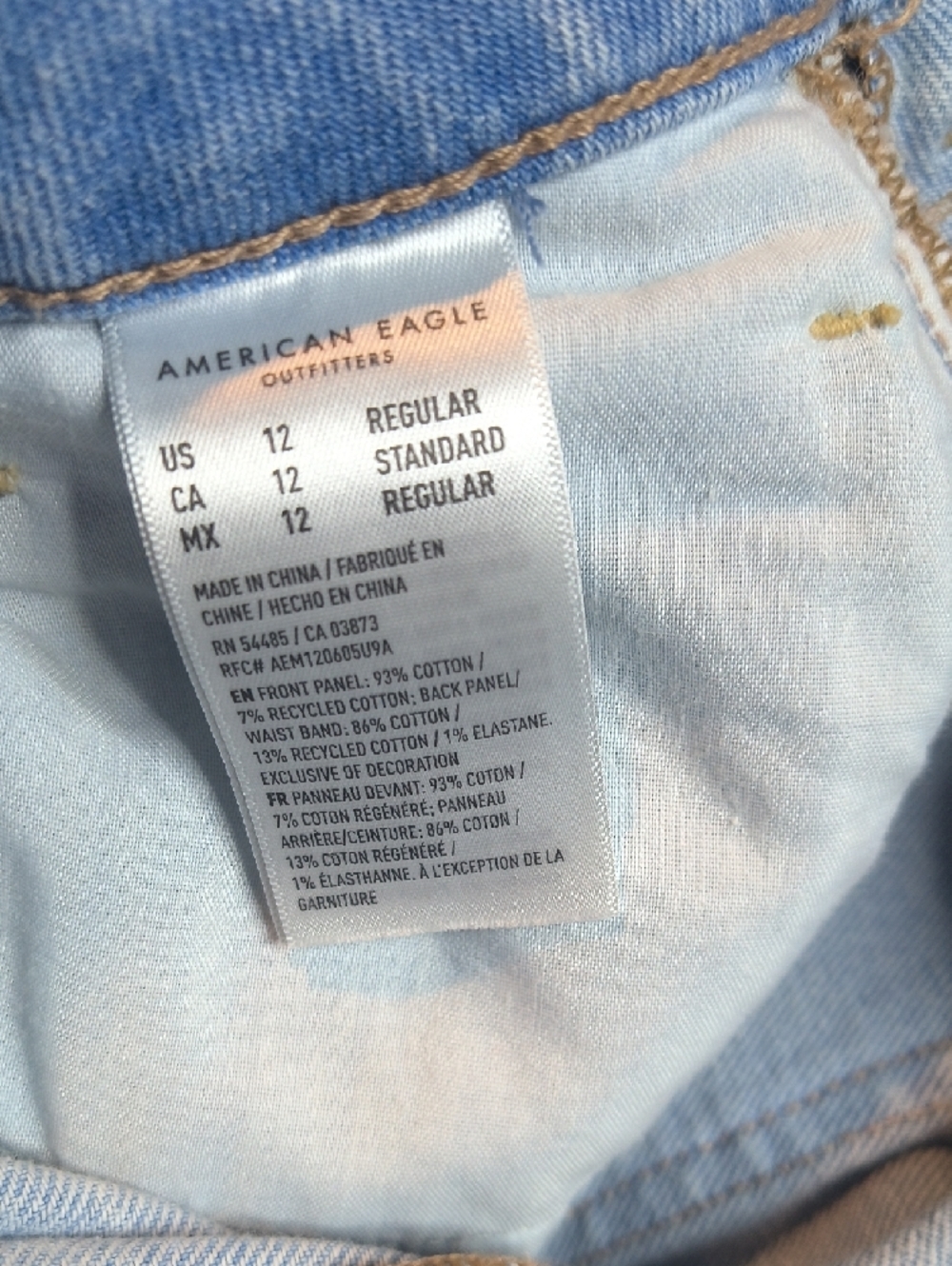 Mom Jean w/28" Inseam High Rise 🦅 American Eagle Denim Jeans Size 12 sac347 - Picture 6 of 7
